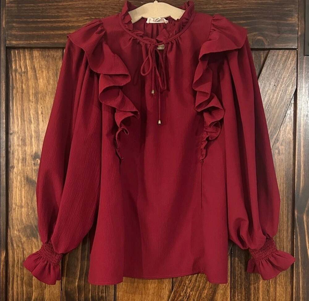 Entro Women's Red Crinkle Ruffle Front Tie-Neck Blouse with Puff Sleeves